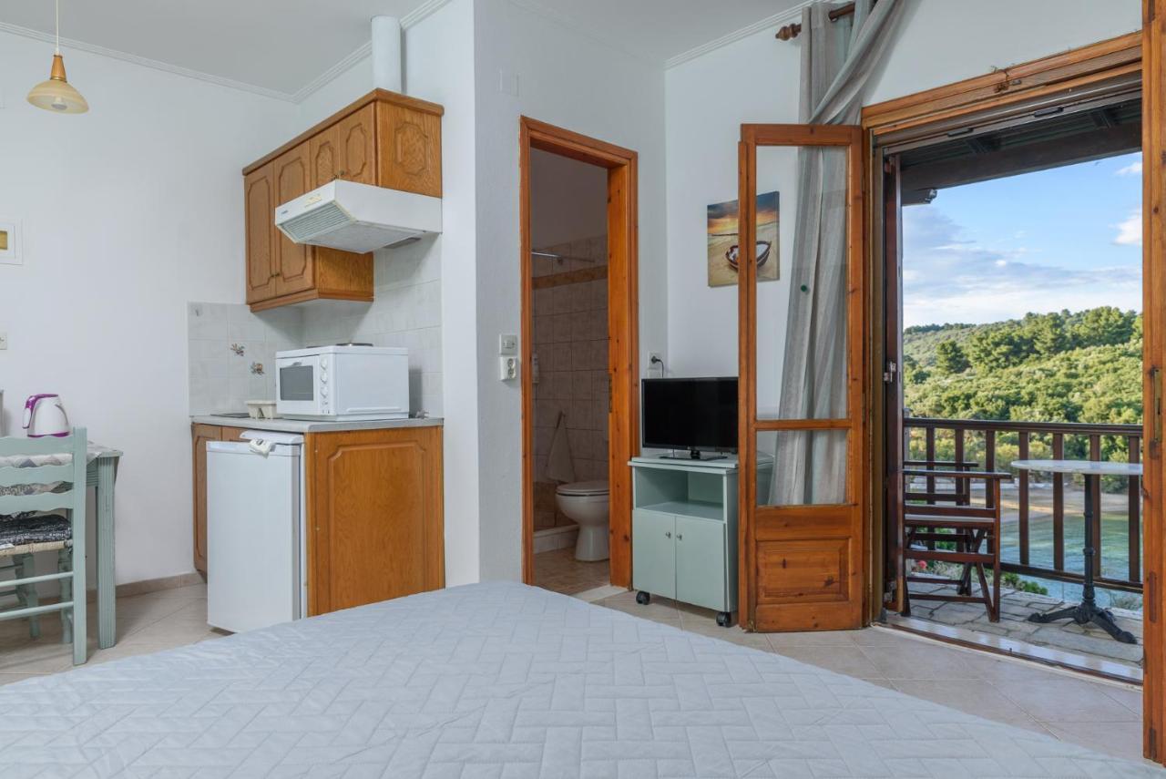 Studios Avra Agios Georgios  Bagian luar foto