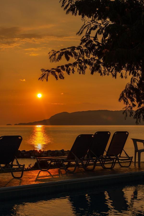 Studios Avra Agios Georgios  Bagian luar foto