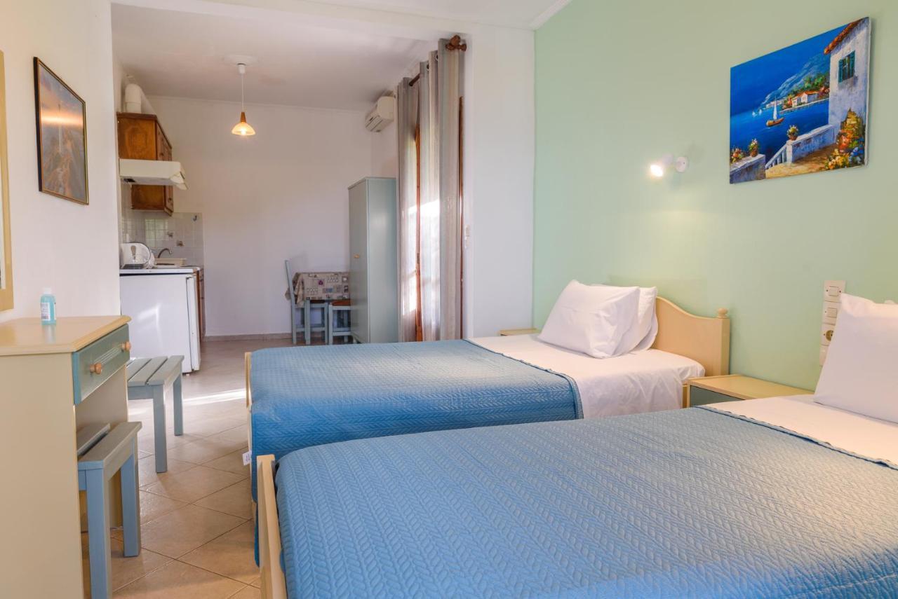 Studios Avra Agios Georgios  Bagian luar foto