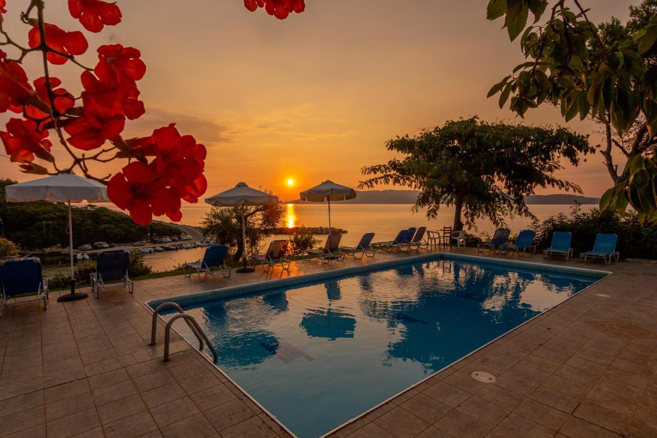 Studios Avra Agios Georgios  Bagian luar foto