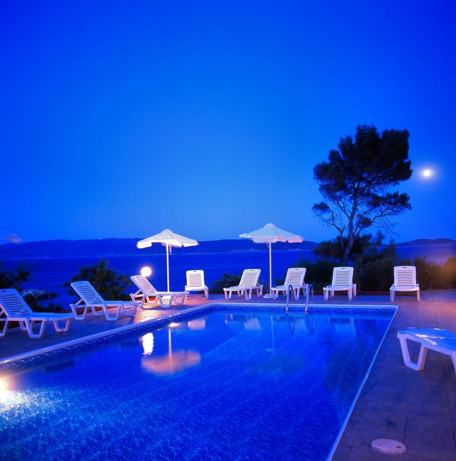 Studios Avra Agios Georgios  Bagian luar foto