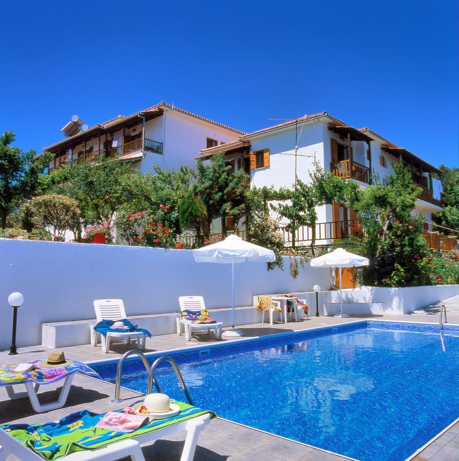 Studios Avra Agios Georgios  Bagian luar foto