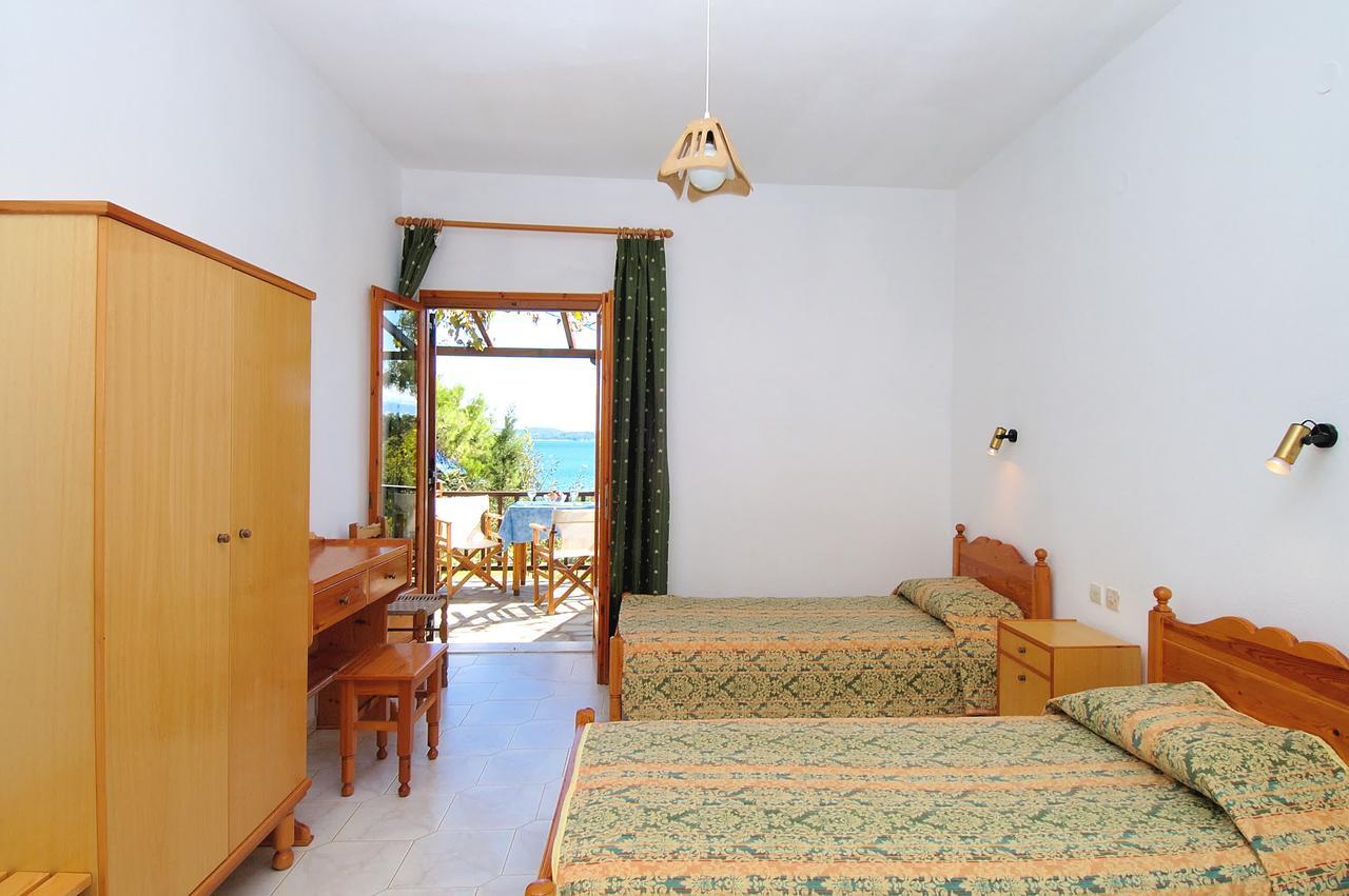 Studios Avra Agios Georgios  Bagian luar foto