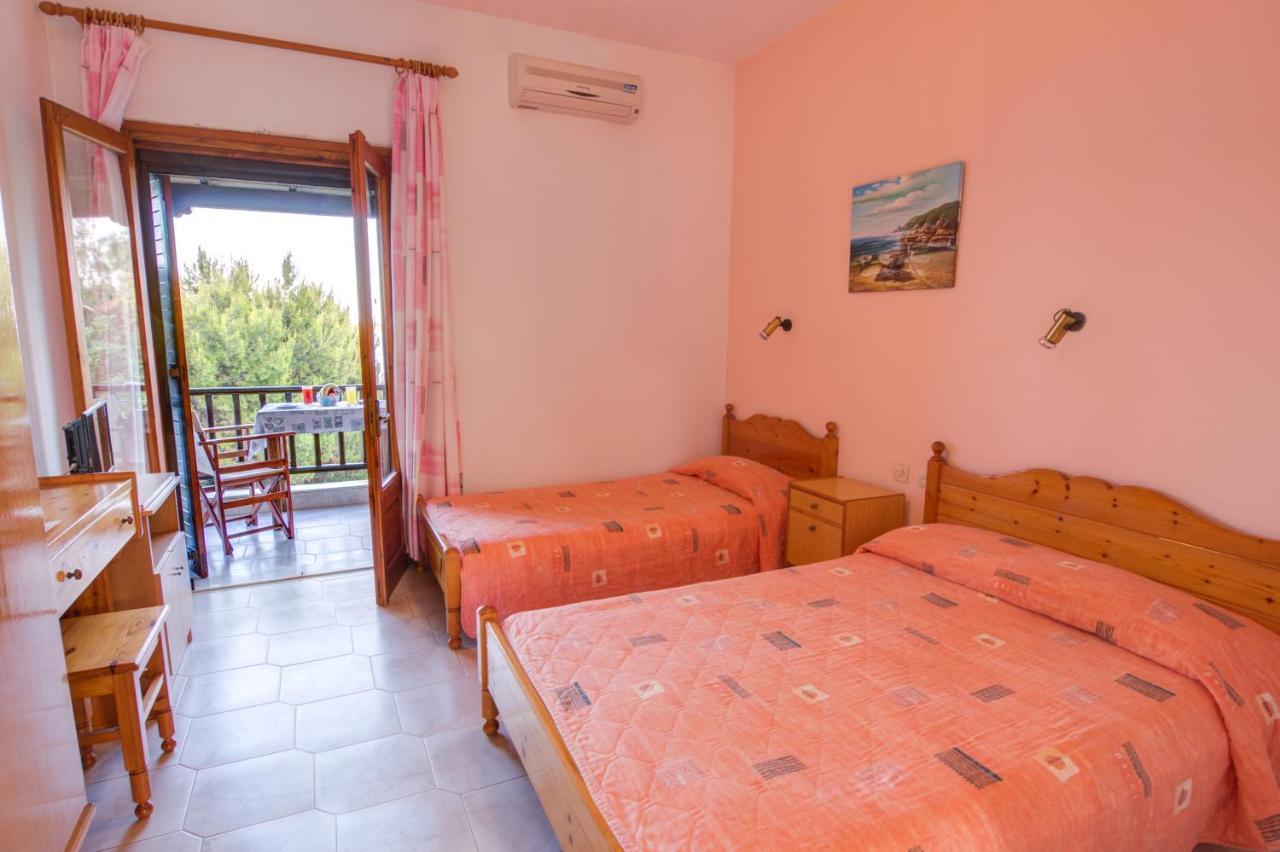 Studios Avra Agios Georgios  Bagian luar foto